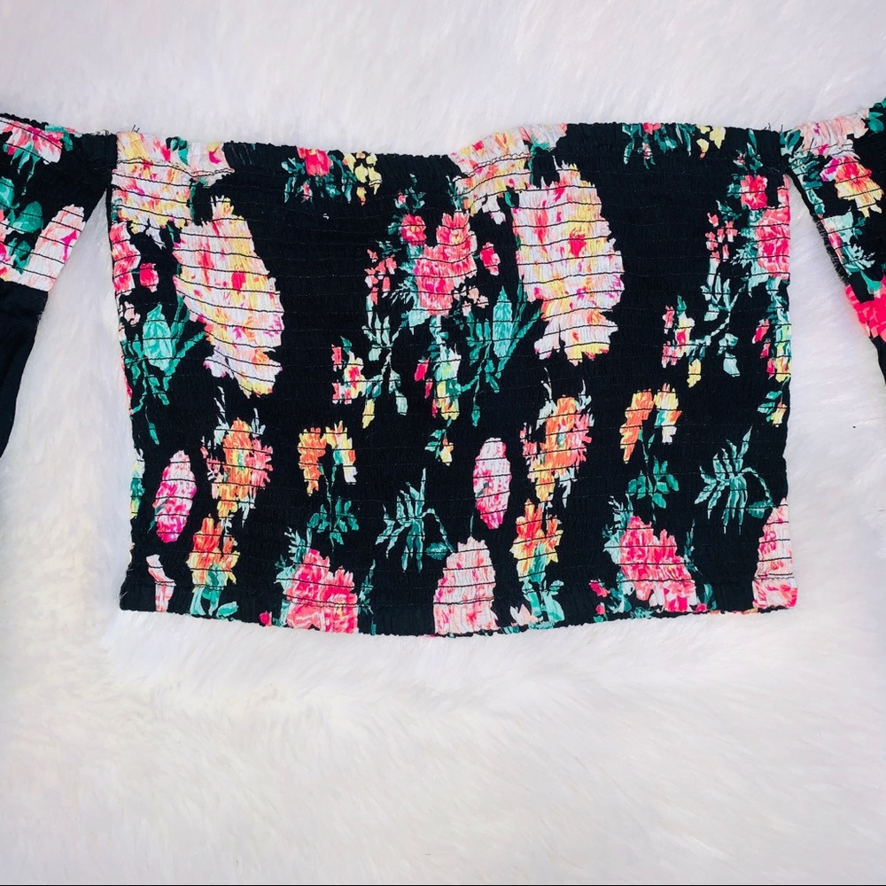 Floral Ribbed Off The Shoulder Crop Top - Picture 3 of 3